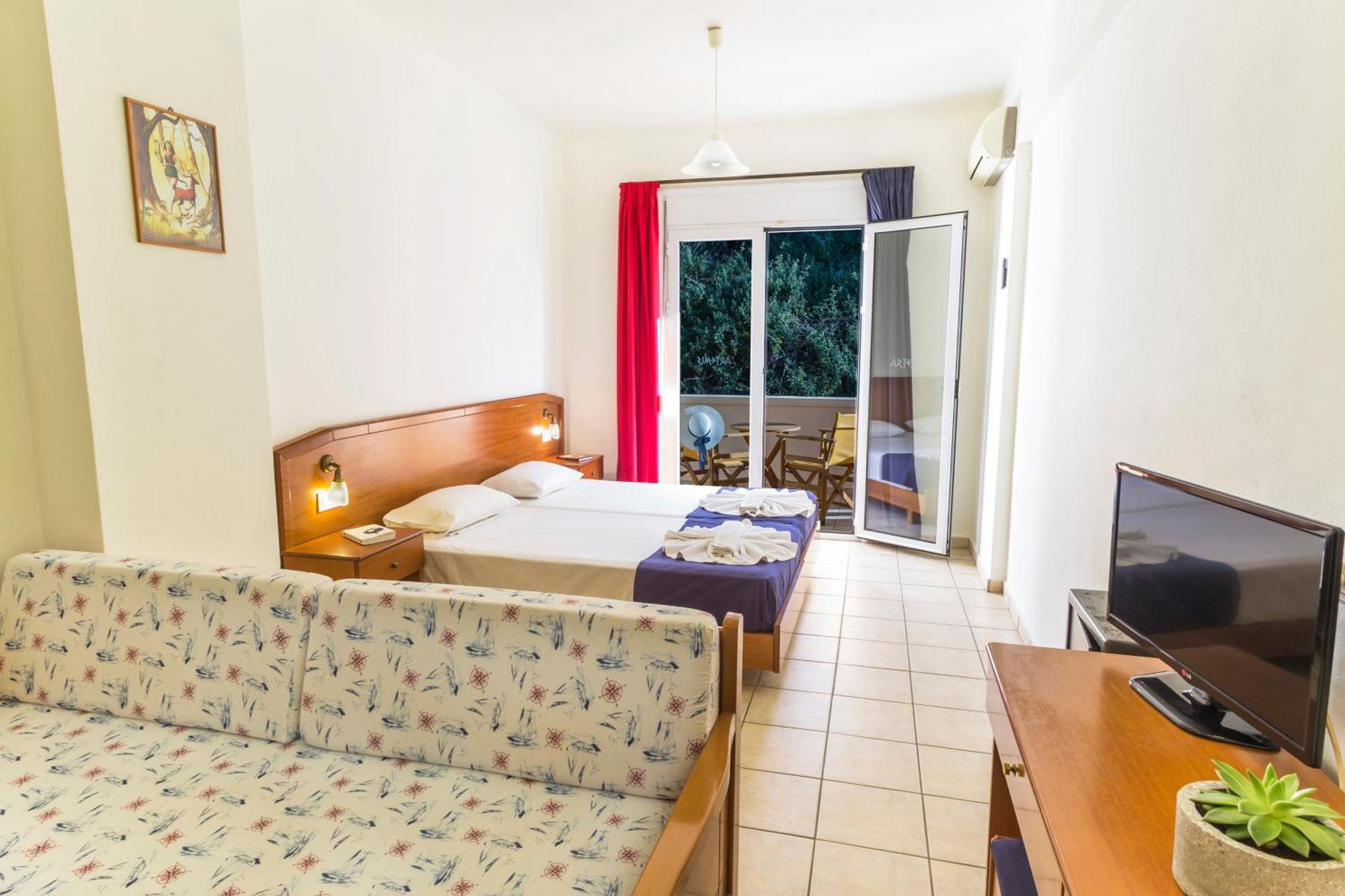 Artemis Apartments Stalós Dış mekan fotoğraf