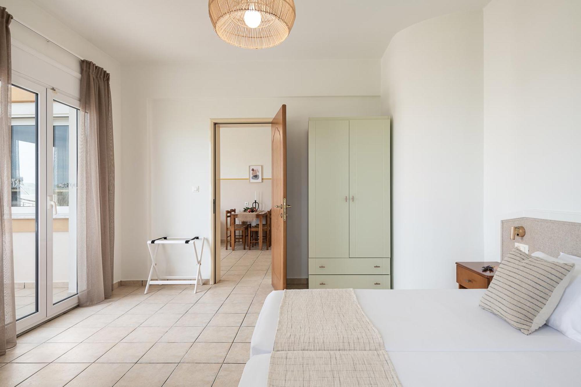 Artemis Apartments Stalós Oda fotoğraf