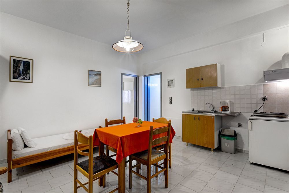 Artemis Apartments Stalós Dış mekan fotoğraf